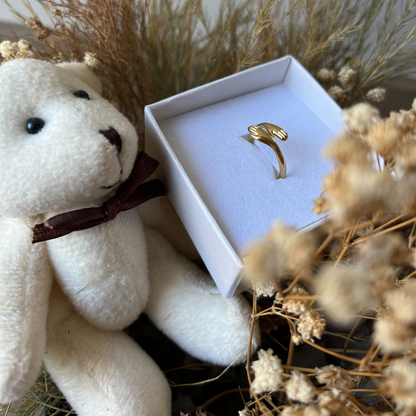 MONORA – PIERŚCIEŃ WIECZNEGO UŚCISKU